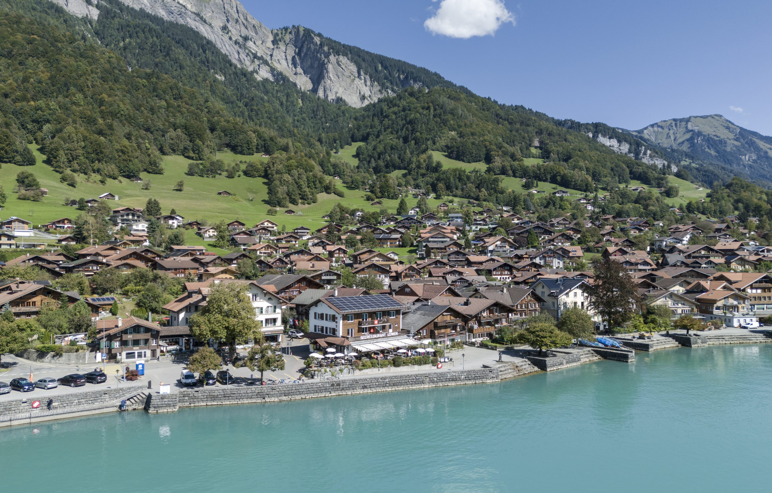 <p>Traditionell, heimelig<br
/>& gemütlich</p>