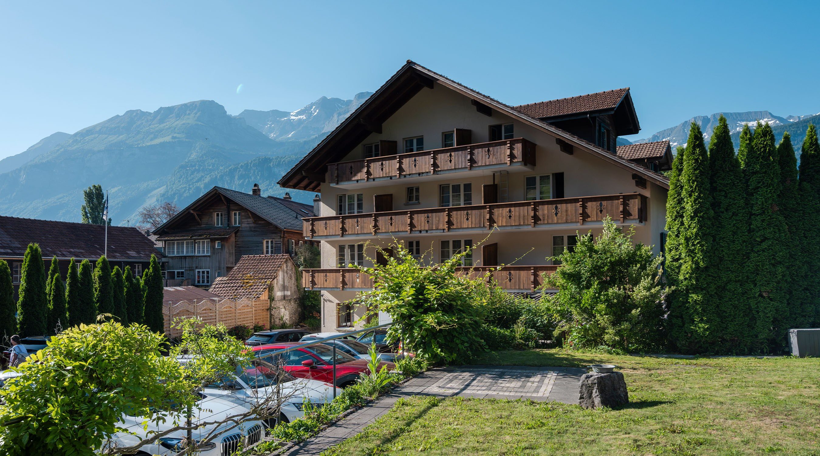 <p>Traditionell, heimelig<br
/>& gemütlich</p>