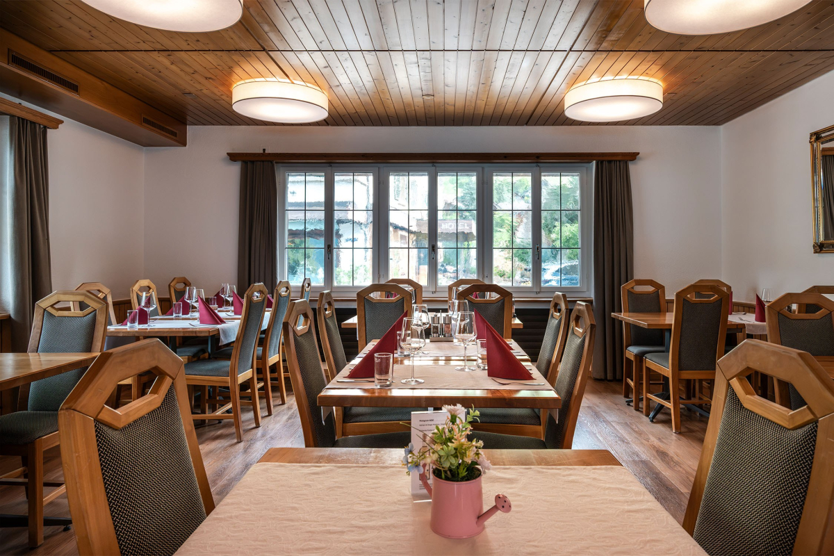 Lakeside restaurant Löwen