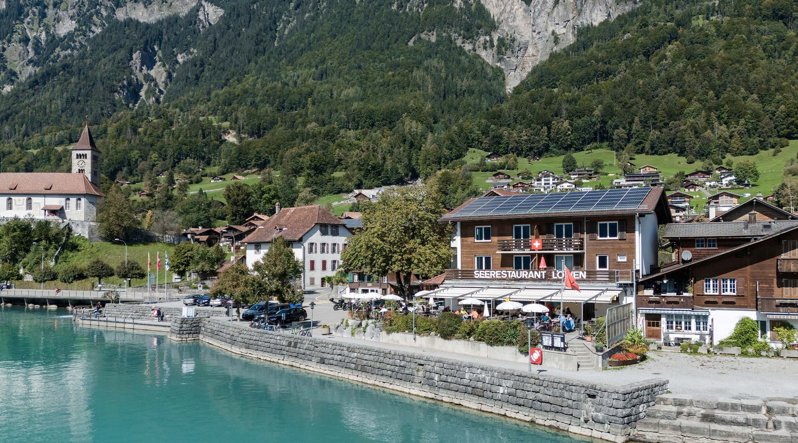 <p>Traditionell, heimelig<br
/>& gemütlich</p>